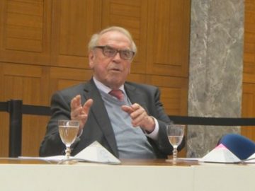 Jürgen Moltmann anime des réflexions œcuméniques à Genève
